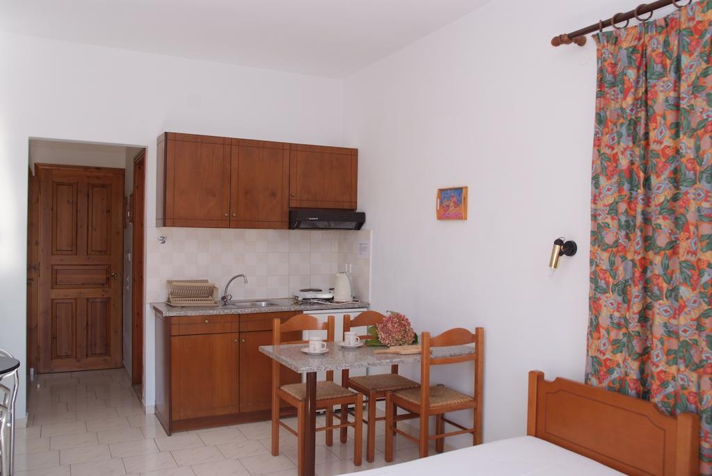 Ferienwohnung Charoula Platanias  Exterior foto