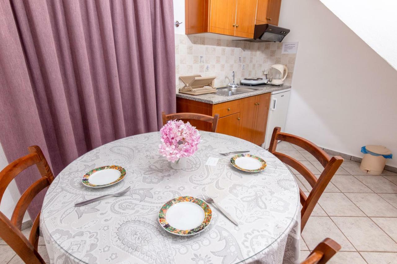 Ferienwohnung Charoula Platanias  Exterior foto